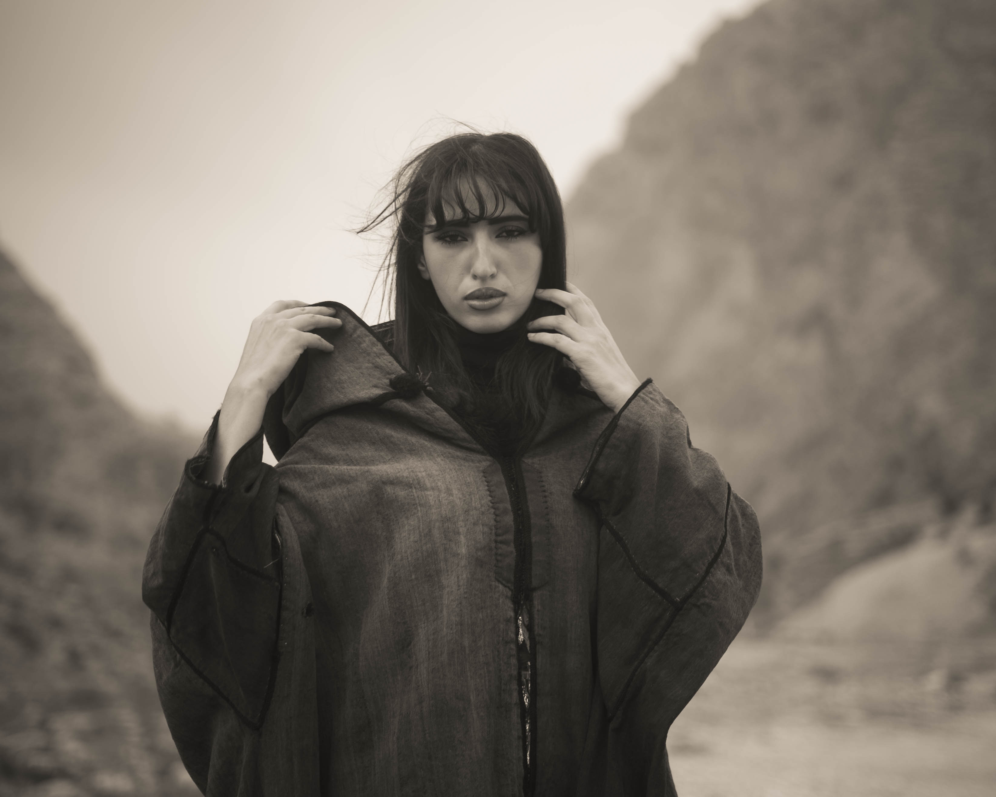 B&W
